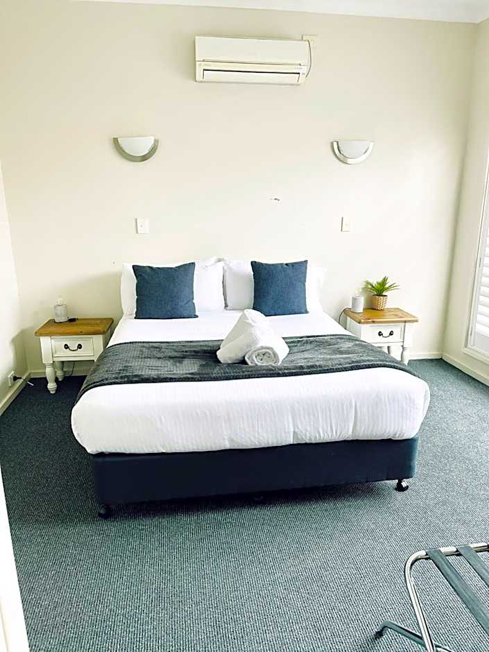 The Astor Hotel Motel