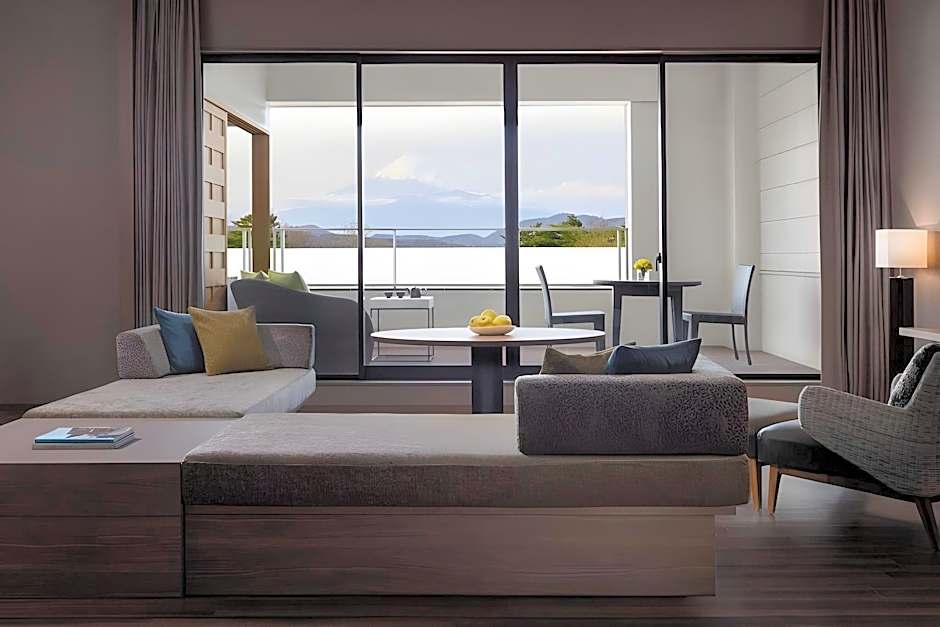 Hotel Laforet Shuzenji Sanshi-Suimei