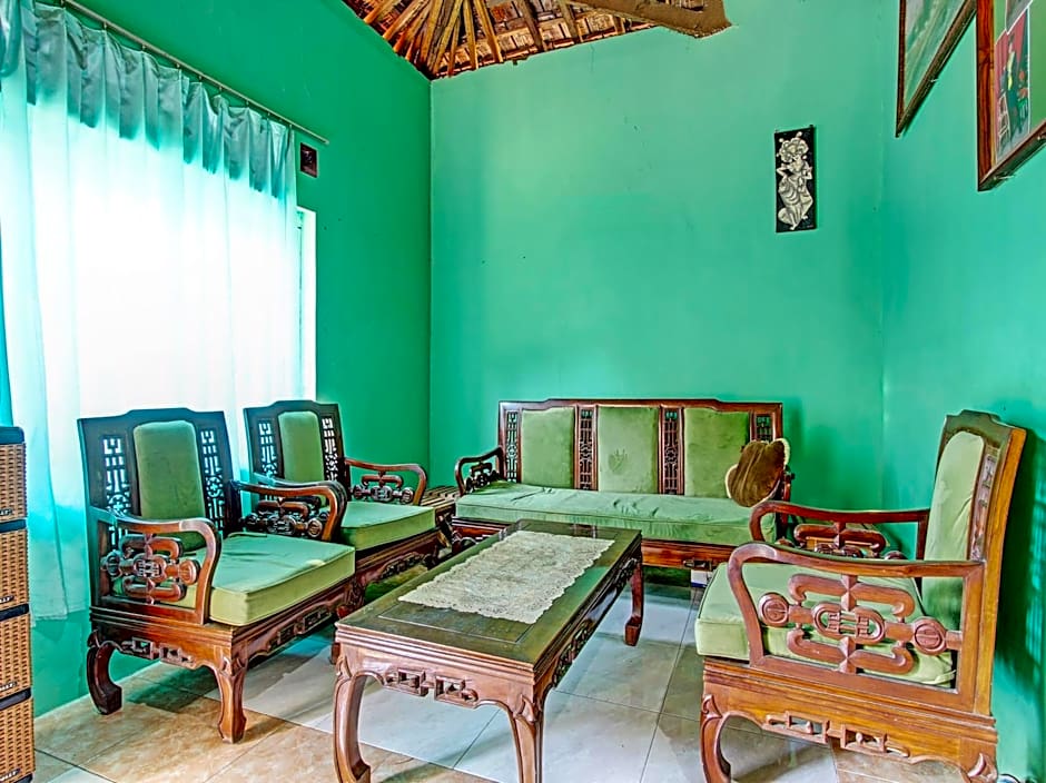 Hotel O Wisma Bani Pandi Syariah
