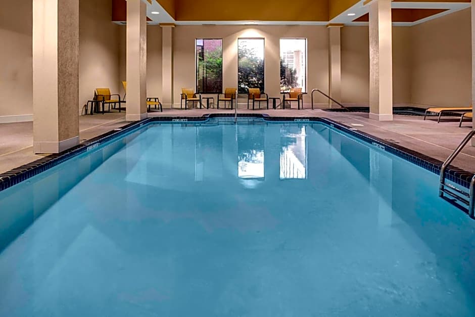 Courtyard by Marriott St. Cloud