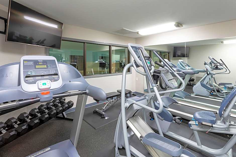 Country Inn & Suites by Radisson, Fargo, ND