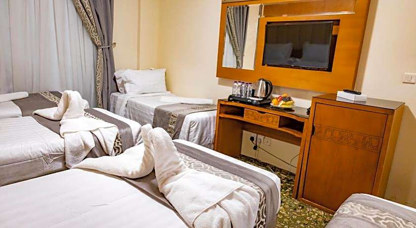 Grand Zowar Hotel