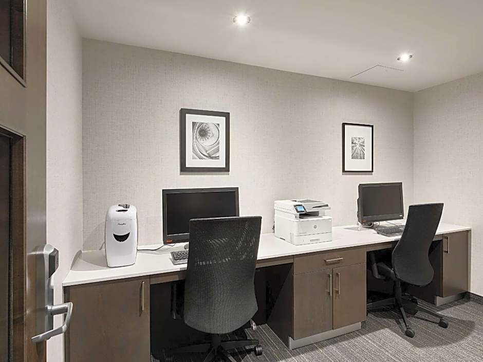 Hampton Inn - Suites by Hilton Quebec City -Saint-Romuald