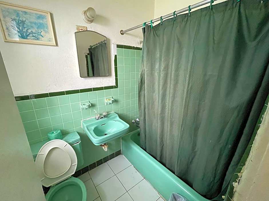 Ocean Holiday Motel