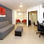 Wyndham Garden Guadalajara Acueducto