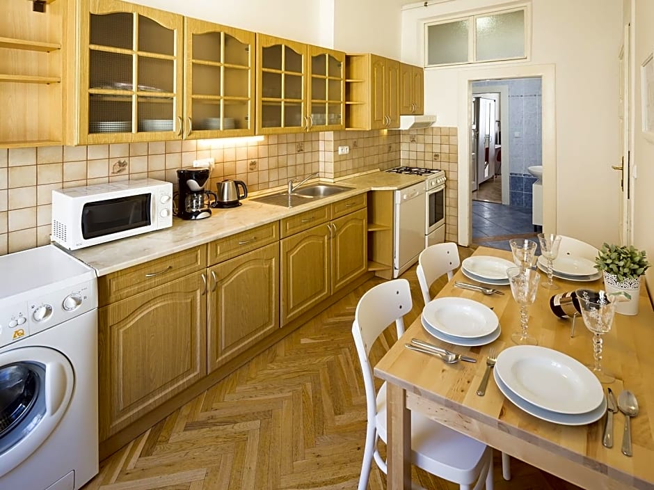 Old Town - Templova Apartments