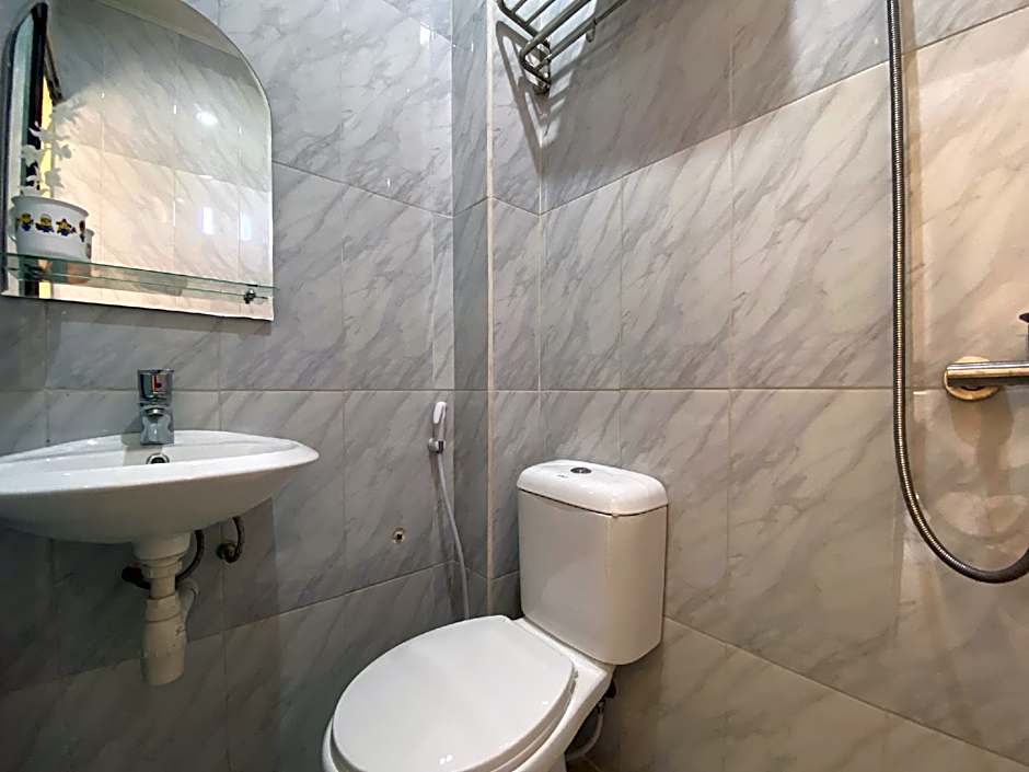 OYO 2232 Kelapa Gading Guesthouse