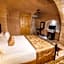 Caldera Cave Hotel