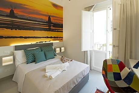 Single Room with Private Bathroom