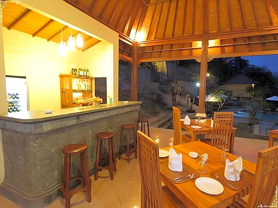 Lembongan Cliff Villas