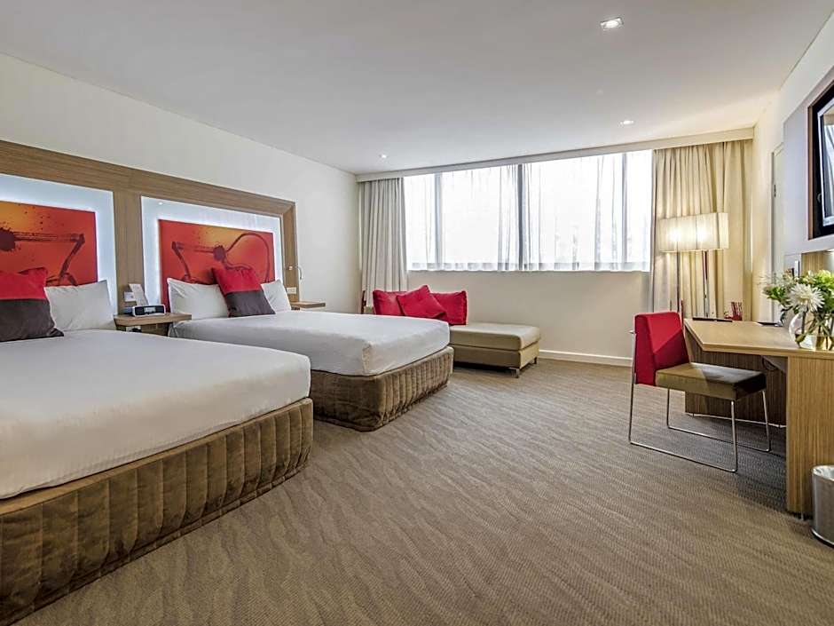 Novotel Sydney West HQ