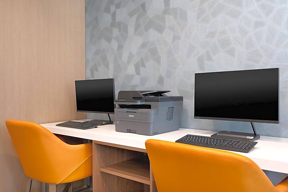 Holiday Inn Express & Suites Alton St Louis Area By IHG