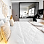 Gran Via Alsancak ( Boutique Hotel )