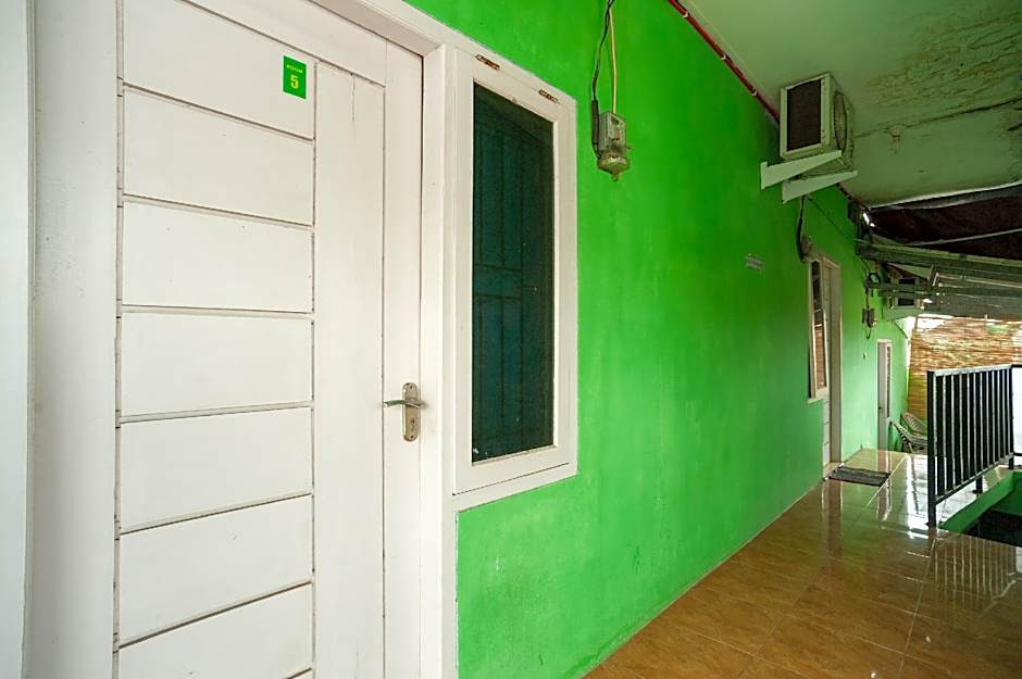 RedDoorz Syariah @ Jalan KH. Mas Mansur Lampung