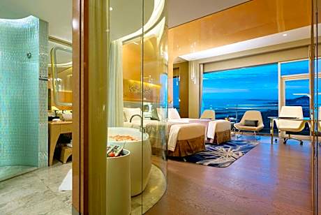 Executive Twin Room with Sea View