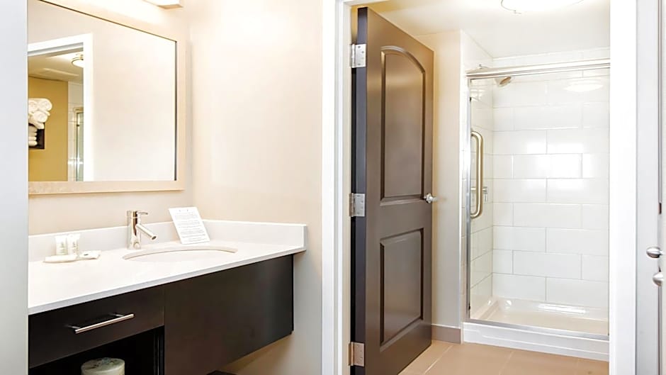 Staybridge Suites West Edmonton By IHG