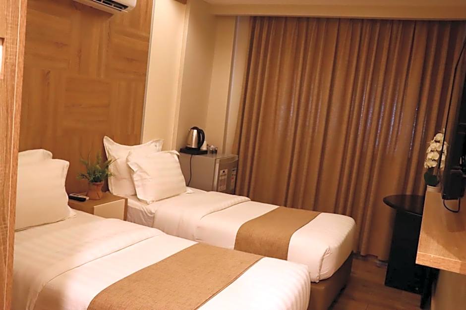 ALENA HOTEL