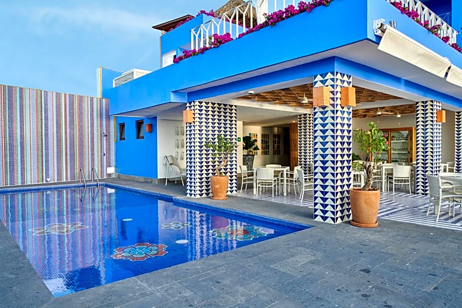 Hotel Luxury Patio Azul