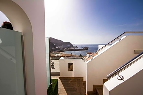 STUDIO PREMIUM 2 ADULTS