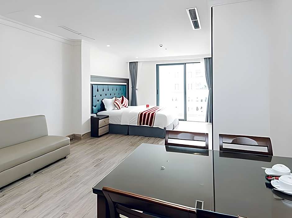 Seven Seas Hotel and Apartment