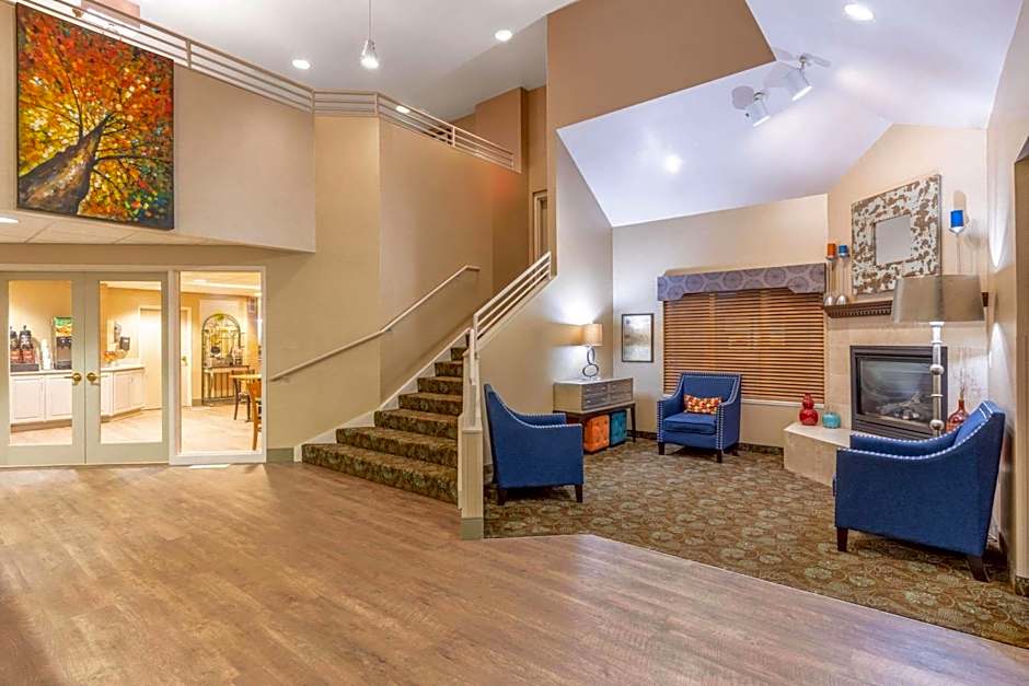 Days Inn by Wyndham Eagan Minnesota Near Mall of America