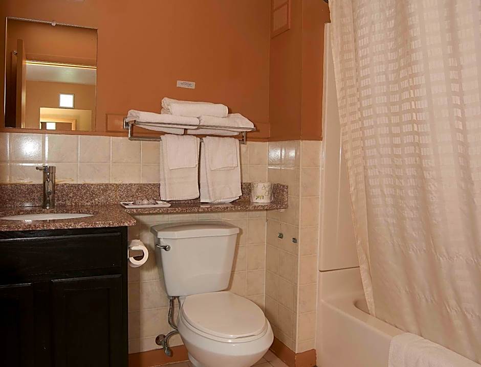 Hollow Inn and Motel