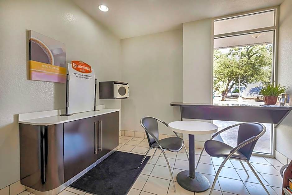 Motel 6-Cedar Park, TX