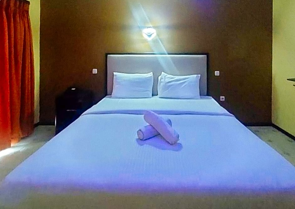 RedDoorz Carlton-Martin Hotel Masbate City