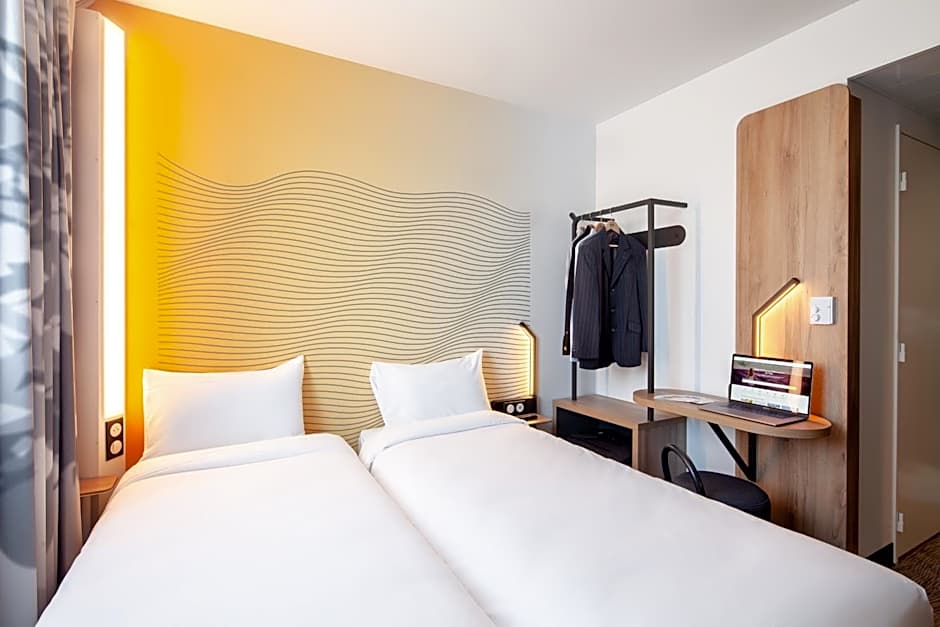B&B HOTEL Paris Meudon Vélizy