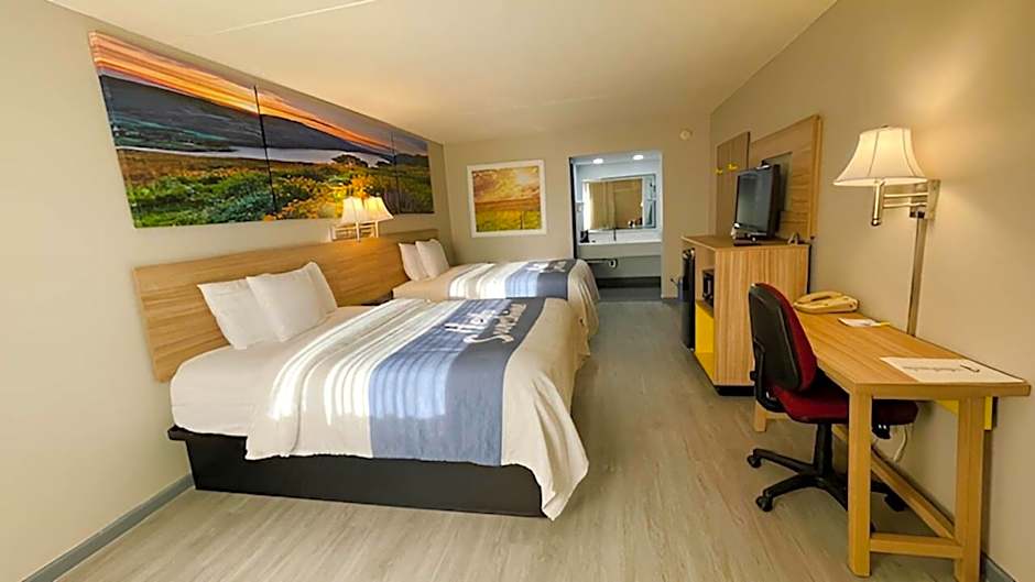 Days Inn by Wyndham Salina South