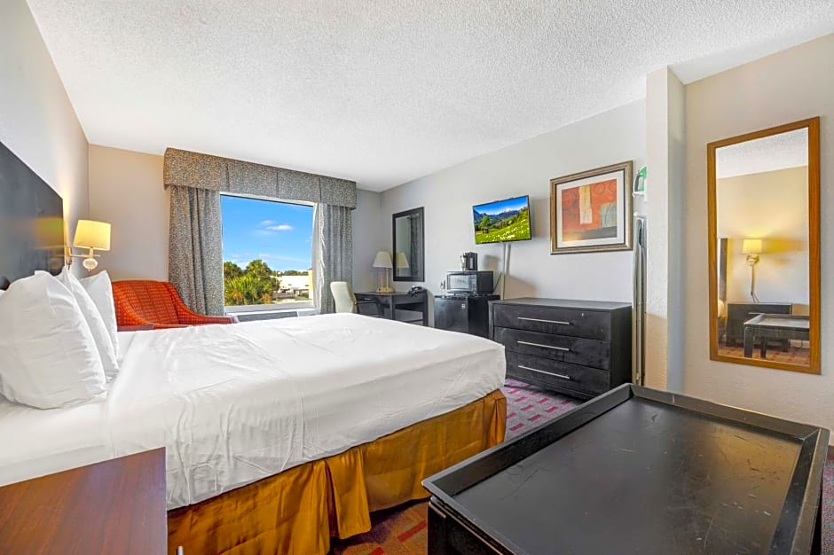 Quality Inn Orlando Airport-Florida Mall