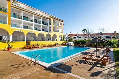 Apartamentos Turisticos Alagoa Praia