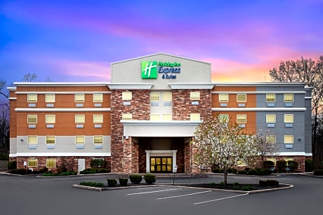 Holiday Inn Express & Suites Carmel North  Westfield By IHG