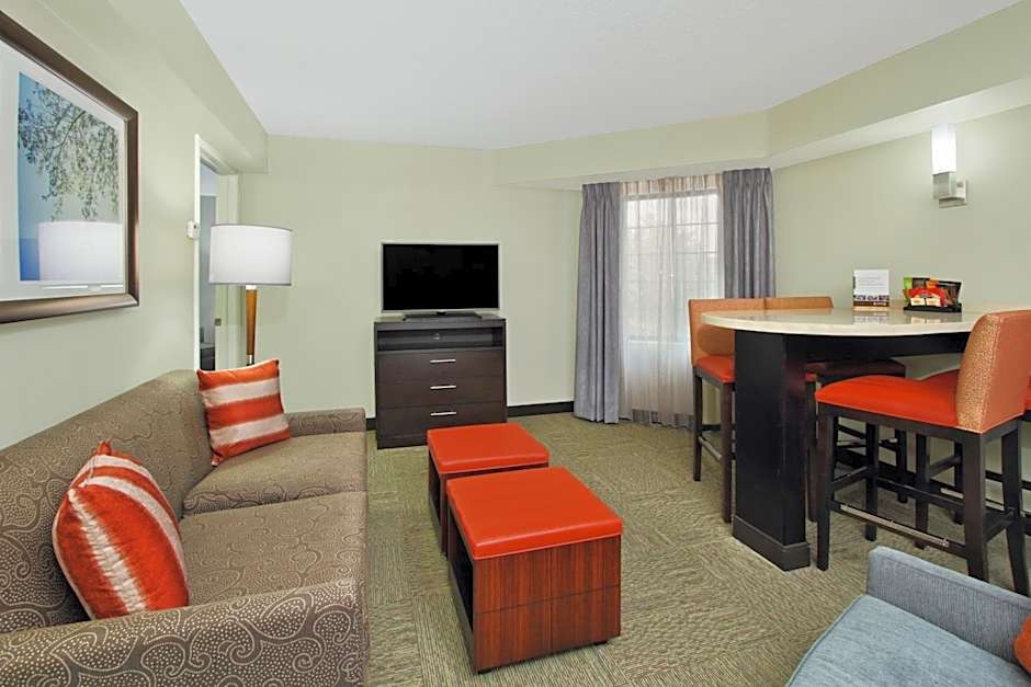 Staybridge Suites Tysons - McLean By IHG