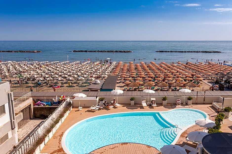 Nautilus Family Hotel