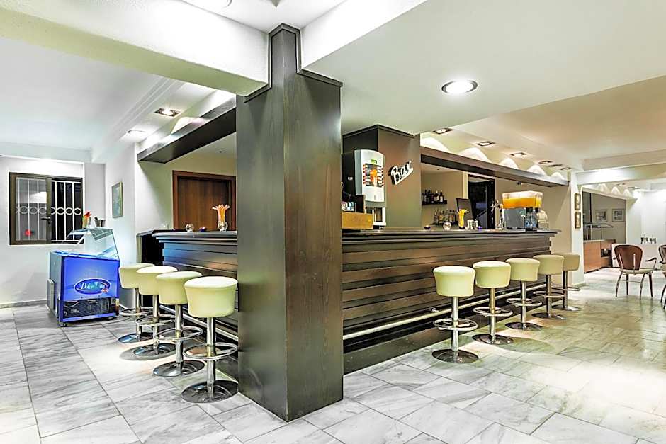 Elinotel Polis Hotel