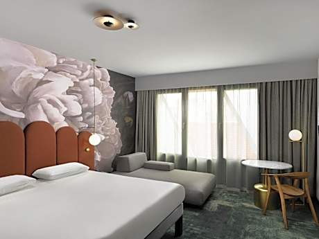 Superior Double Room with Sofa