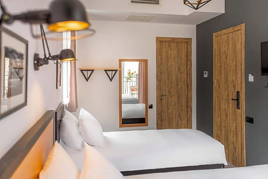 Timber Boutique Hotel