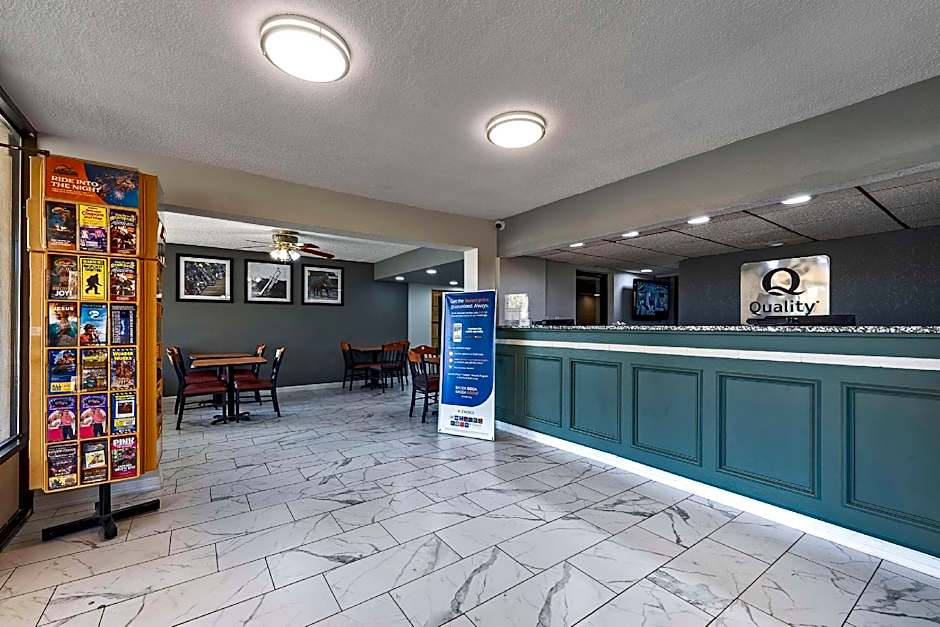 Quality Inn Fayetteville – Fayetteville, AR