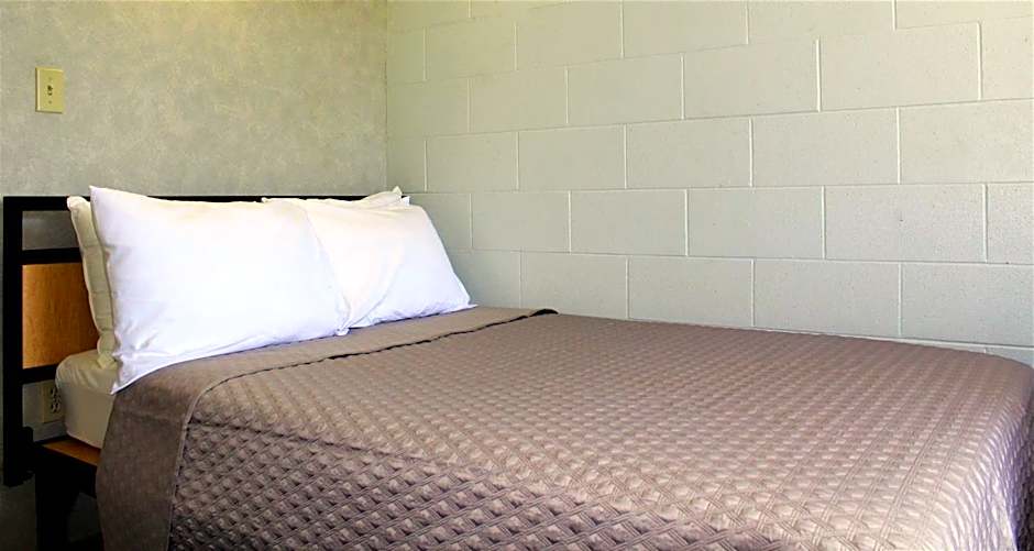 Residence & Conference Centre - Welland