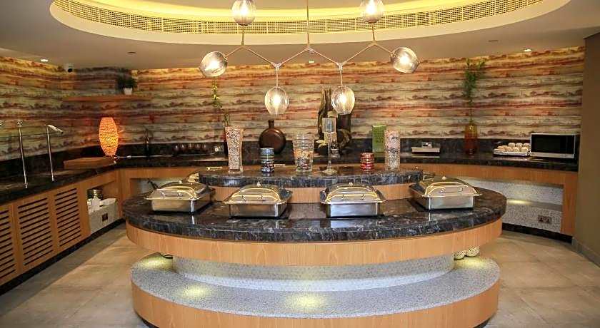 Versailles by Vieras Hotel