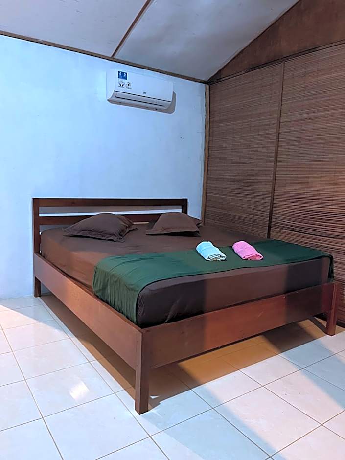 Olala Bungalows and Restaurant