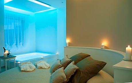 Junior Suite with Private Pool