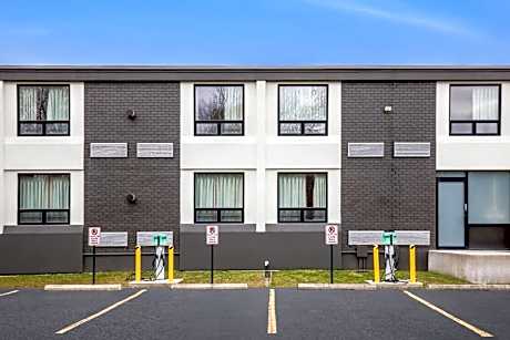 Days Inn by Wyndham Liberty/Monticello