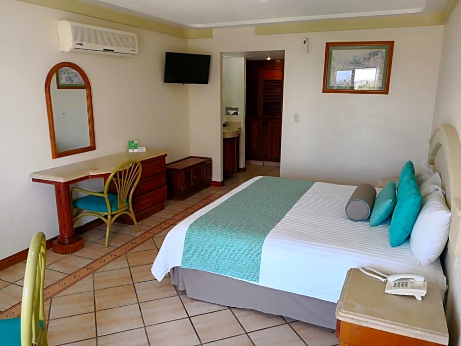Hotel Playa Marina