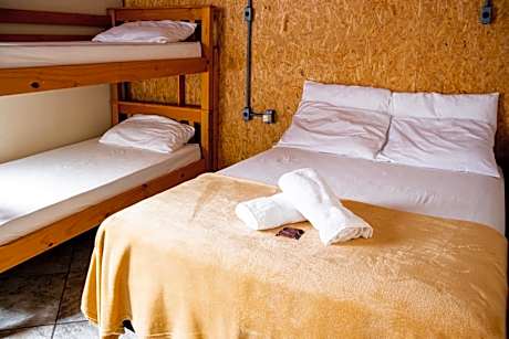 Economy Quadruple Room with Shared Bathroom