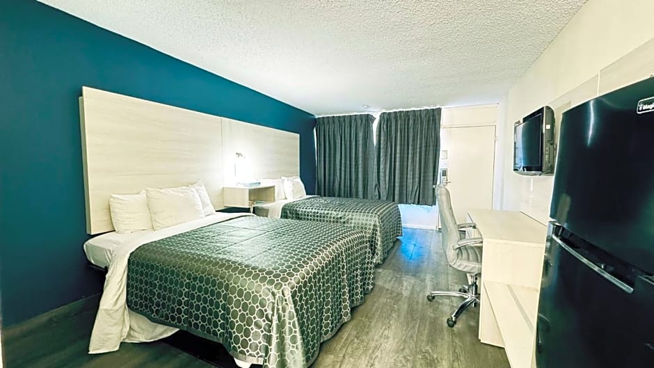 Quality Inn & Suites McDonough South I-75