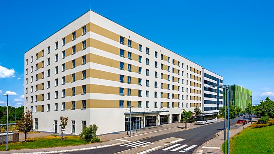 Hey Lou Hotel Frankfurt Airport