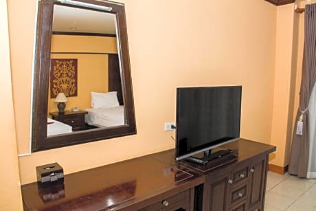 Special Room B - Massage Chair