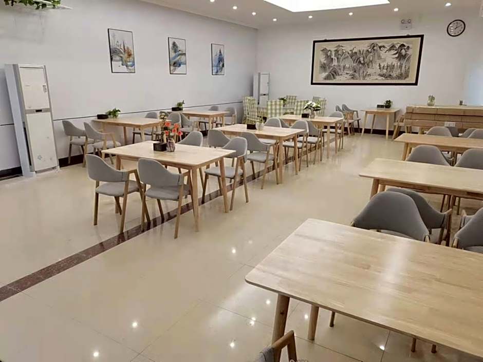 GreenTree Inn ZhenJiang Jurong New Bus Station Express Hotel